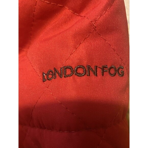 London Fog Red Hooded Quilted coat size 12 months snap buttons - Picture 6 of 9